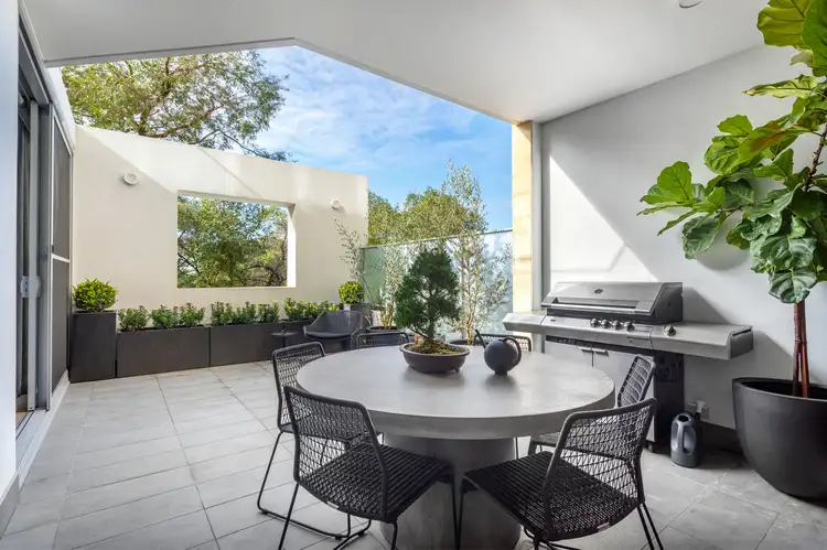 1/2 Milyarm Rise, Swanbourne WA 6010