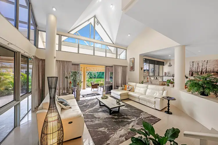 1 Carolina/125 Santa Cruz Boulevard, Clear Island Waters QLD 4226