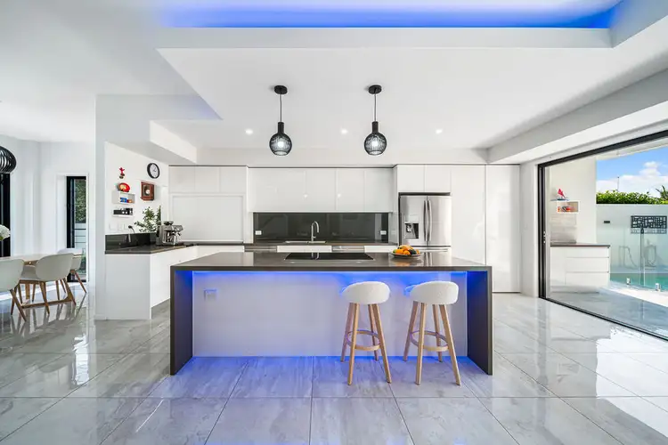 21 Coongarra Esplanade, Wurtulla QLD 4575