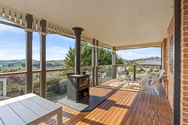 16 Tate Crescent, Orange NSW 2800