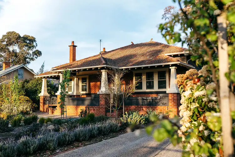 188 Hargraves Street