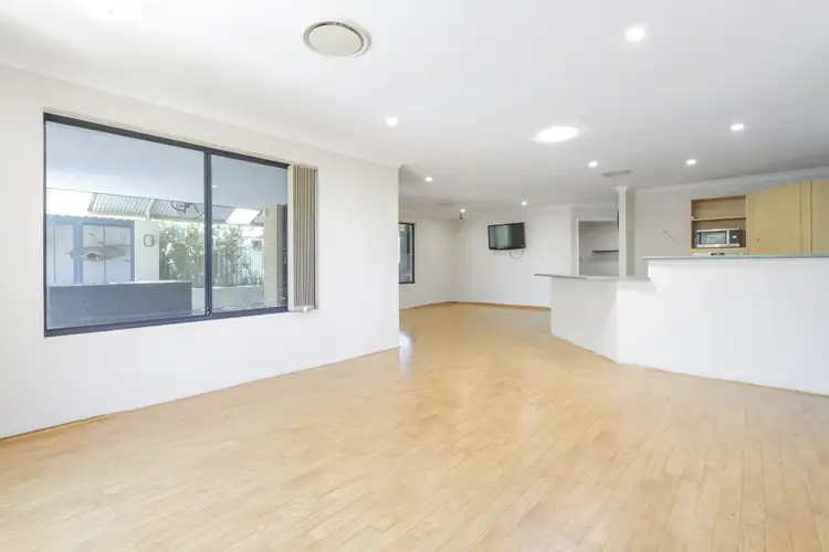 Sixth view of Homely house listing, 6 Gayze Retreat, Ravenswood WA 6208