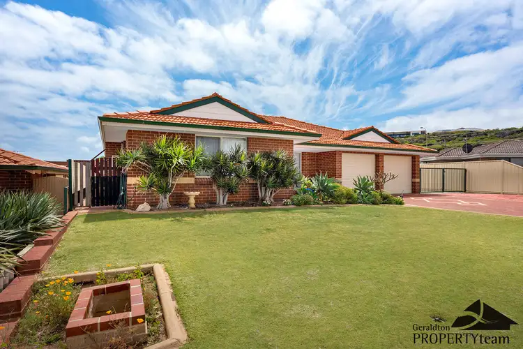 Second view of Homely house listing, 7 Pascoe Place, Tarcoola Beach WA 6530