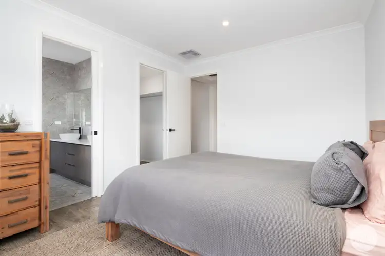 Fourth view of Homely house listing, 25 Walters Way, Alfredton VIC 3350