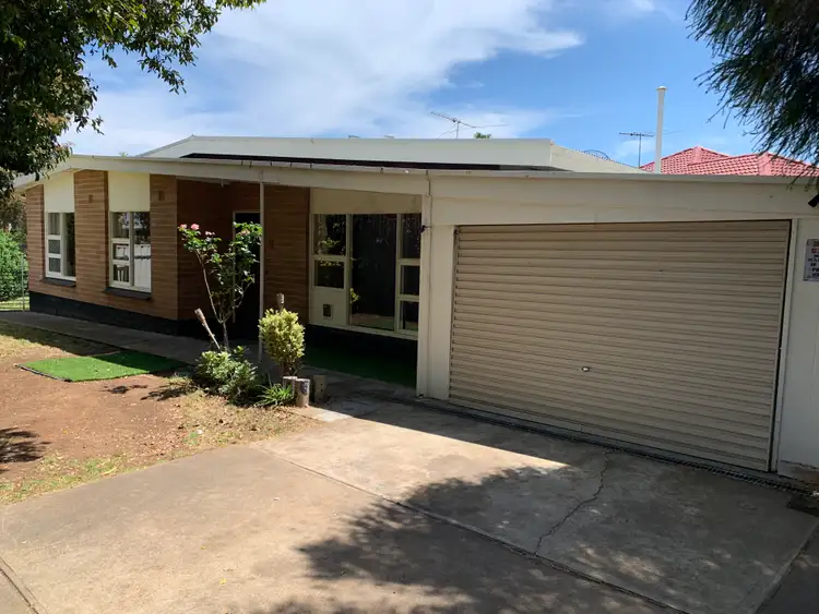 10 Helen Terrace, Valley View SA 5093