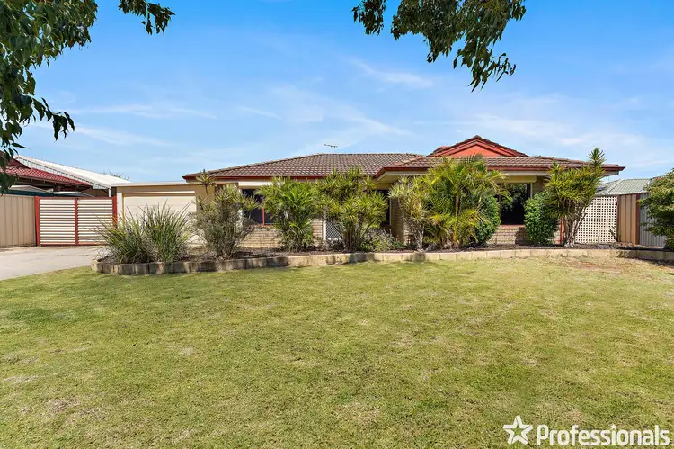 3 Troon Place, Camillo WA 6111