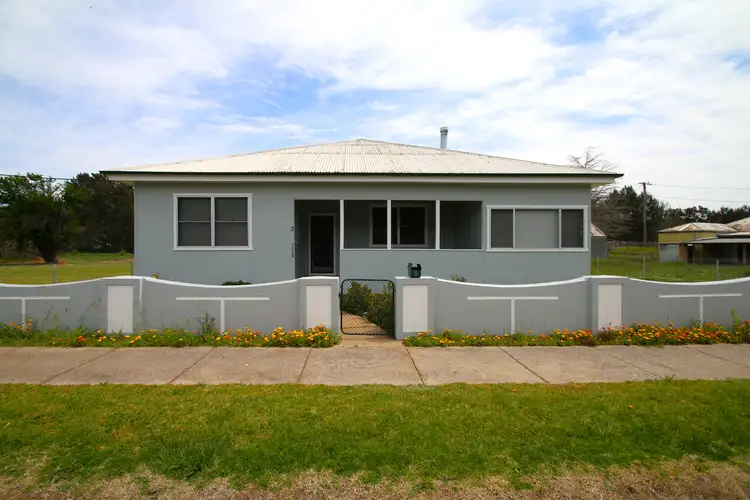 3 Betts Street, Molong NSW 2866
