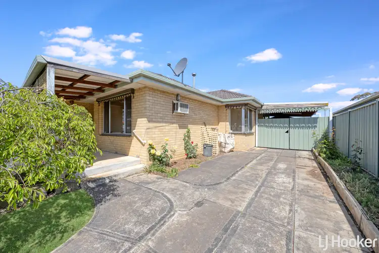 Second view of Homely house listing, 27 Bridgeford Crescent, Melton South VIC 3338