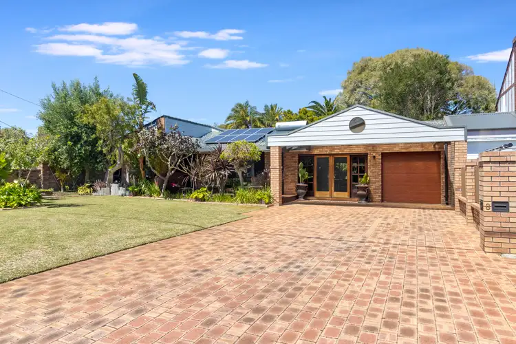Second view of Homely house listing, 8 Phyllis Street, Broadwater WA 6280
