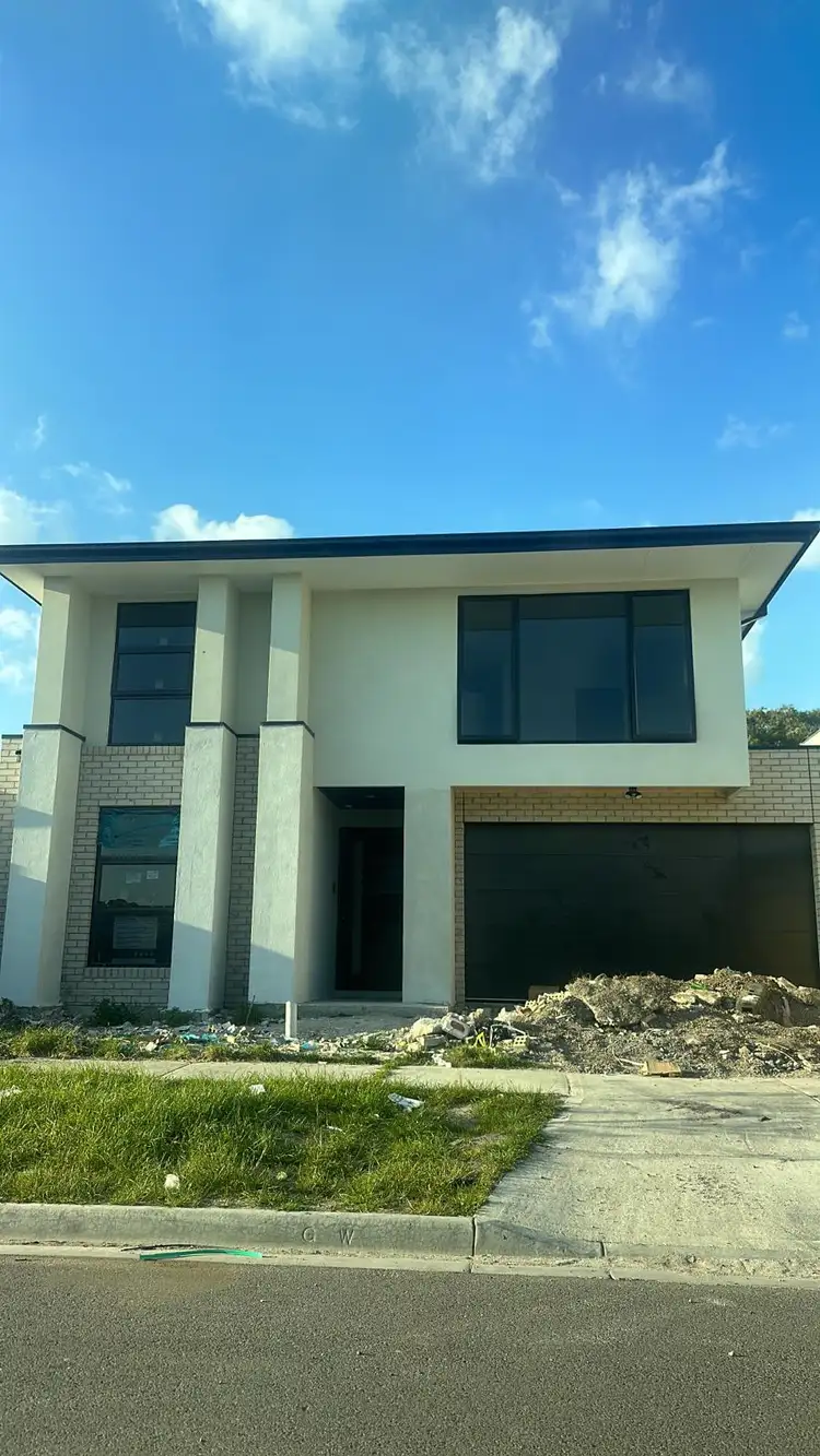 4 Cowwarr Crescent, Wollert VIC 3750