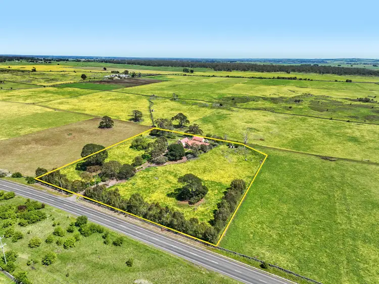 2761 Princes Highway, Pomborneit VIC 3260