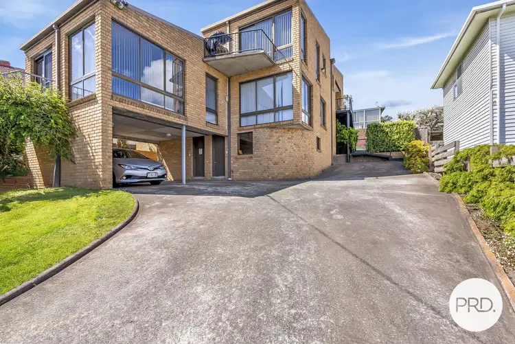 4A View Street