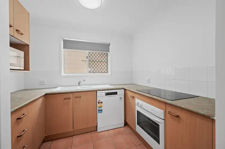 Third view of Homely unit listing, 2/187 Goondoon Street, Gladstone Central QLD 4680