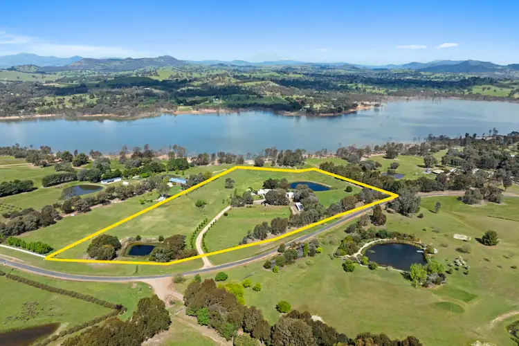 63 Ford Drive, Mansfield VIC 3722