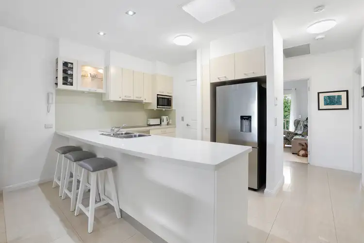 Fourth view of Homely unit listing, 4/27 Gordon Street, Labrador QLD 4215