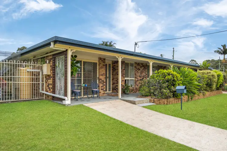 25 Willow Street, Albany Creek QLD 4035