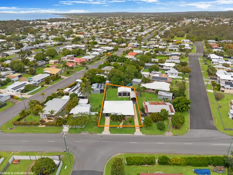 74 Dayman Street, Urangan QLD 4655