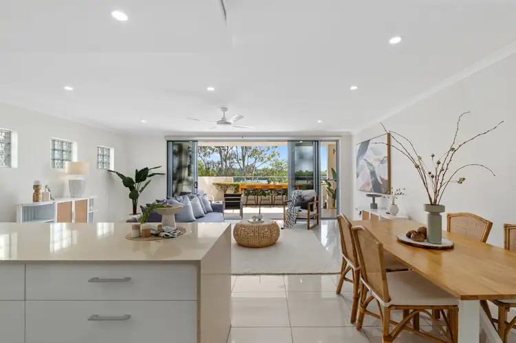 2/299-301 Bradman Avenue, Maroochydore QLD 4558