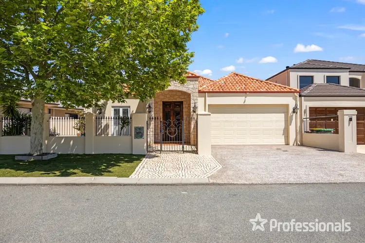 12 Veneto Way, Stirling WA 6021