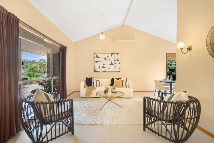 27 Bradstone Road, Carrara QLD 4211