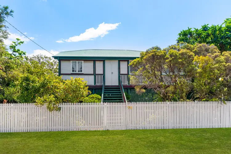 76 Eleventh Avenue, Railway Estate QLD 4810