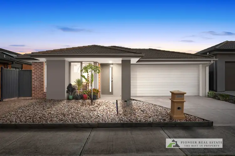 13 Amberfield Street, Mickleham VIC 3064