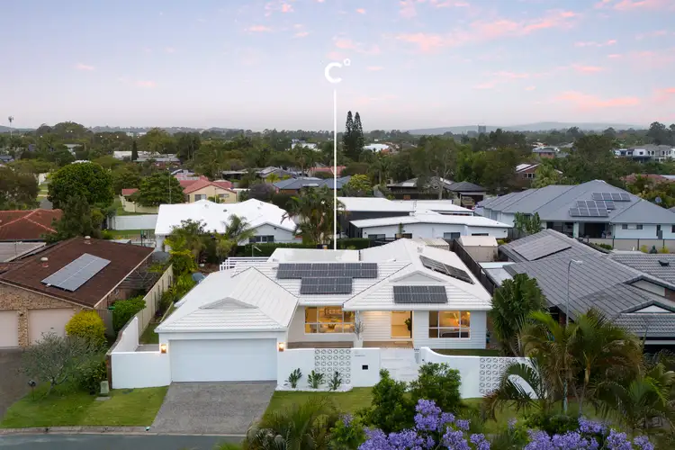 11 Peninsula Court, Mermaid Waters QLD 4218
