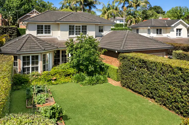8 St James Lane, Turramurra NSW 2074