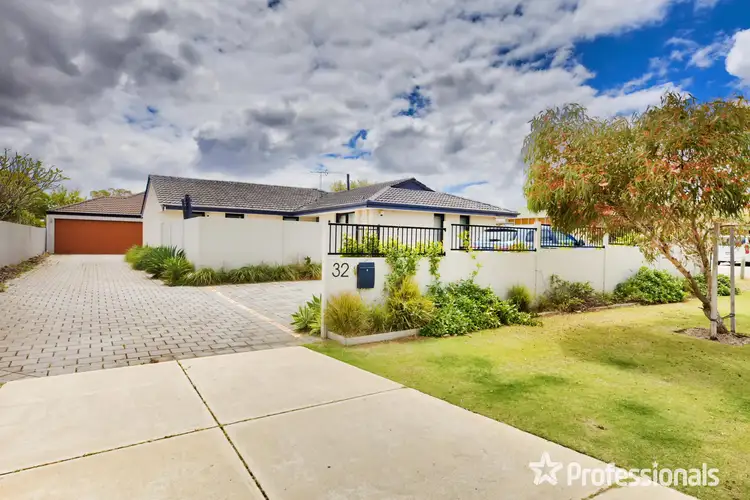 Main view of Homely house listing, 32 Holdhurst Way, Morley WA 6062
