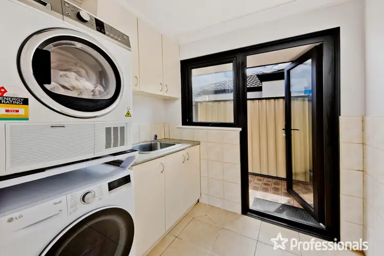 Fifth view of Homely house listing, 32 Holdhurst Way, Morley WA 6062