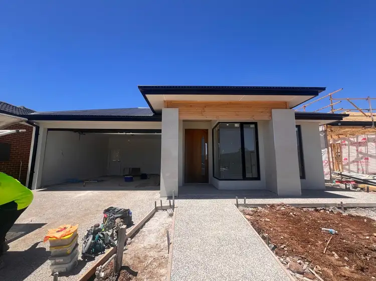 15 Kingsbury Road, Deanside VIC 3336