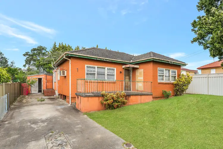 1 Mala Street, Smithfield NSW 2164