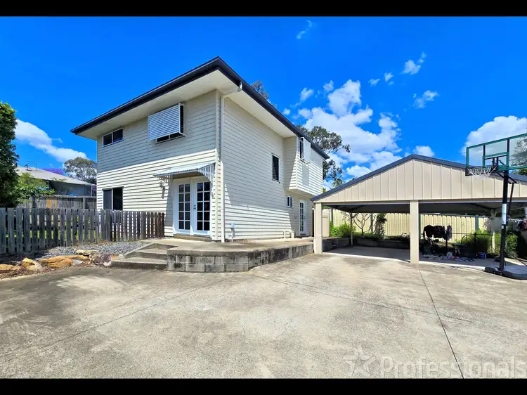 Main view of Homely semi-detached listing, 2/4 Phoenix Court, Churchill QLD 4305