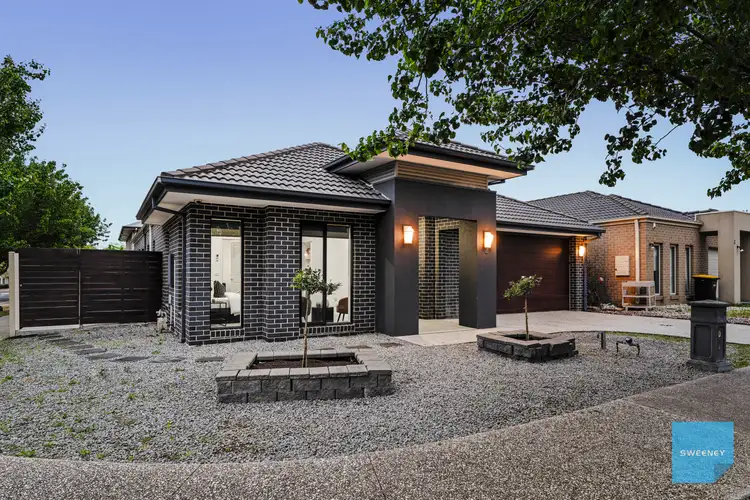 Fifth view of Homely house listing, 4 Buckley Way, Caroline Springs VIC 3023