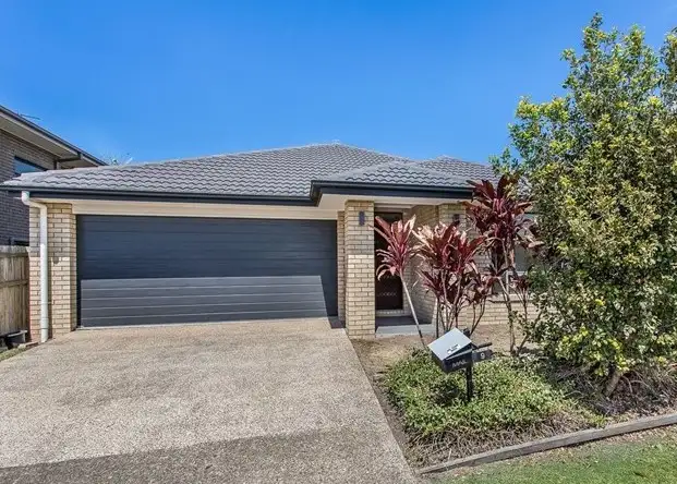 9 Dickson Crescent, North Lakes QLD 4509