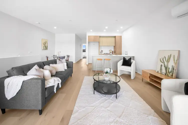 52 Creek Esplanade, Donnybrook VIC 3064