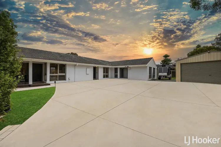 Main view of Homely house listing, 2 Jasmine Place, Melton West VIC 3337