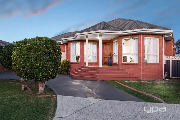Second view of Homely house listing, 20 Wilpena Court, St Albans VIC 3021