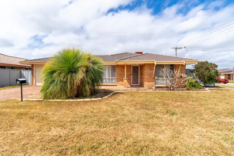 2 Mackay Place, Cooloongup WA 6168
