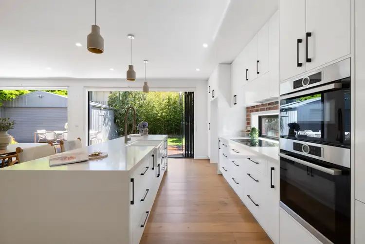 Third view of Homely house listing, 3 Oak Avenue, Cheltenham VIC 3192
