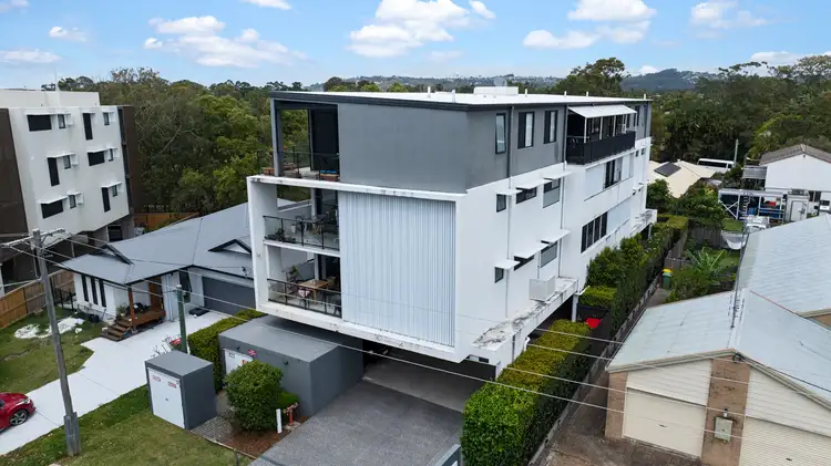 Third view of Homely apartment listing, 2/18 Norman Avenue, Maroochydore QLD 4558
