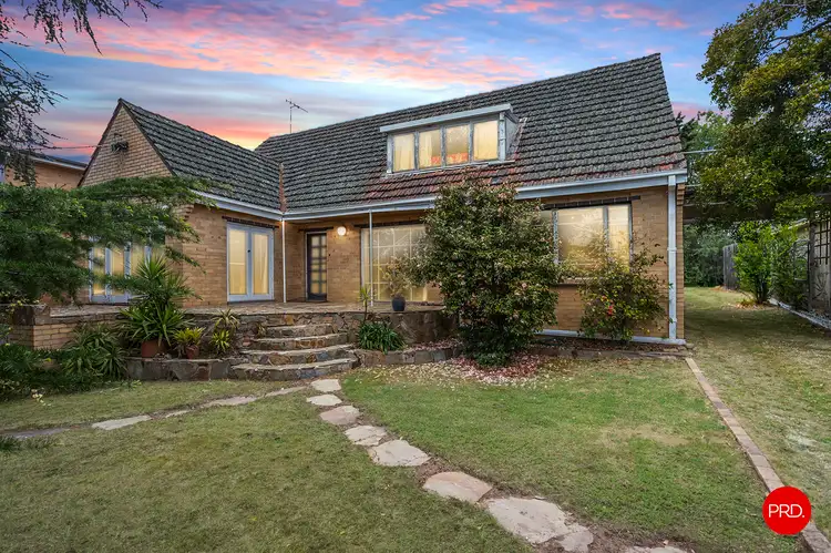 10 Steane Street, Kennington VIC 3550