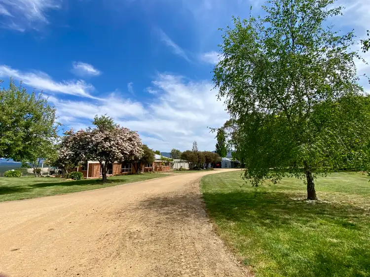 5882 Captains Flat Road, Braidwood NSW 2622