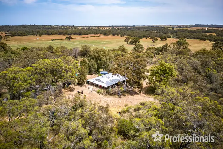 444 Nabaroo Road, Cowalla WA 6503