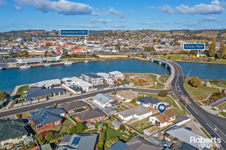 4 Hobbs Parade, West Ulverstone TAS 7315