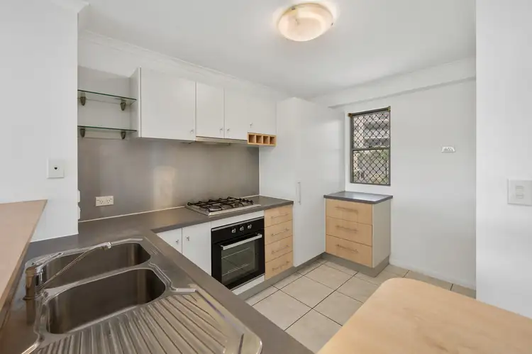 21/11-17 Stanley Street, Townsville City QLD 4810