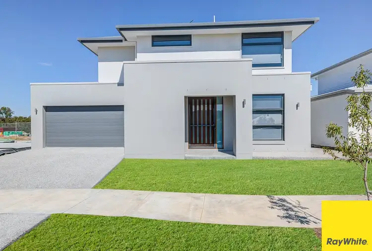 4 Steele Lane, White Rock QLD 4306