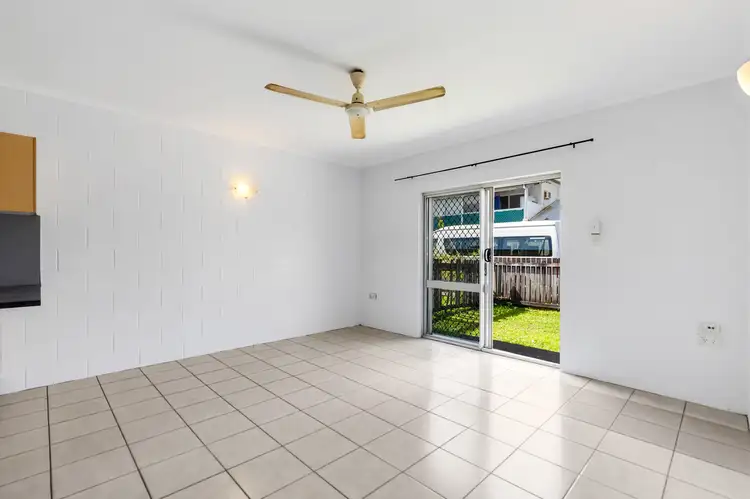 Sixth view of Homely unit listing, 2/10 Mulligan Street, Manoora QLD 4870