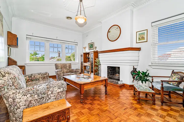 Third view of Homely apartment listing, 2/8 Henry Street, Windsor VIC 3181