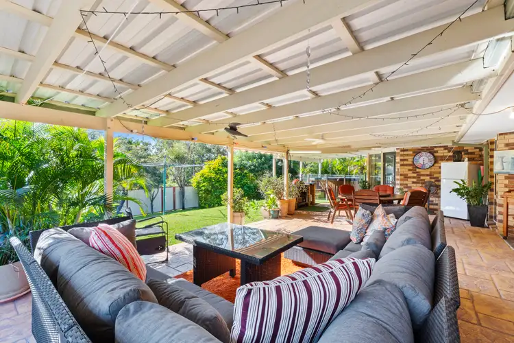 5 James Cagney Close, Parkwood QLD 4214